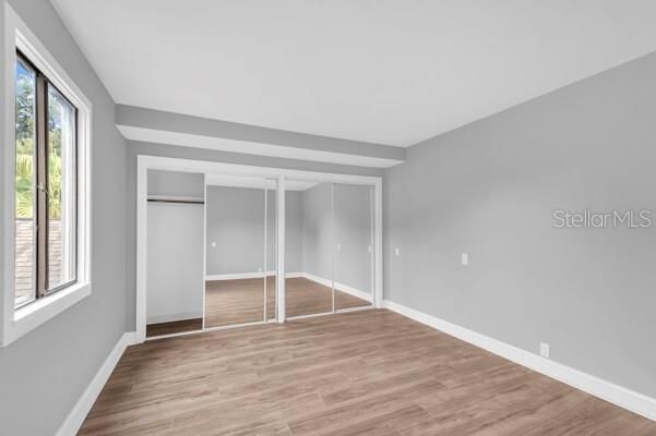 En Venta: $245,000 (3 camas, 3 baños, 2004 Pies cuadrados)