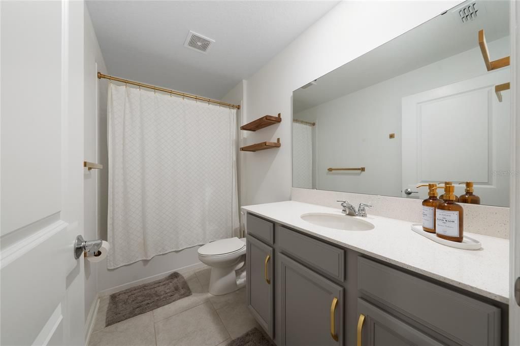 For Sale: $385,000 (4 beds, 2 baths, 1950 Square Feet)