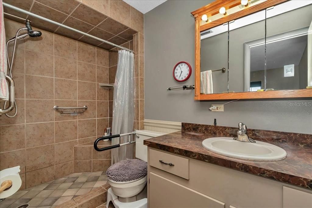 На продажу: $605,000 (3 спален, 2 ванн, 2237 Квадратных фут)