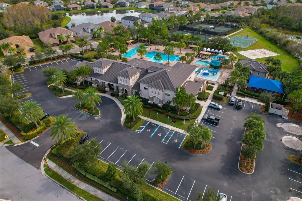 For Sale: $549,900 (3 beds, 2 baths, 2072 Square Feet)