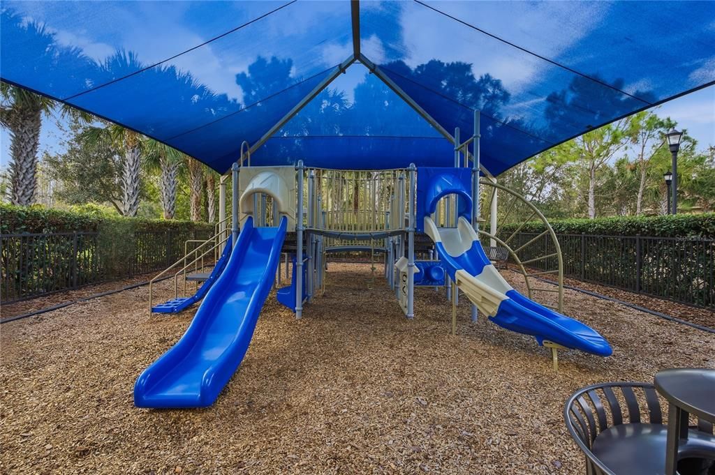 For Sale: $549,900 (3 beds, 2 baths, 2072 Square Feet)