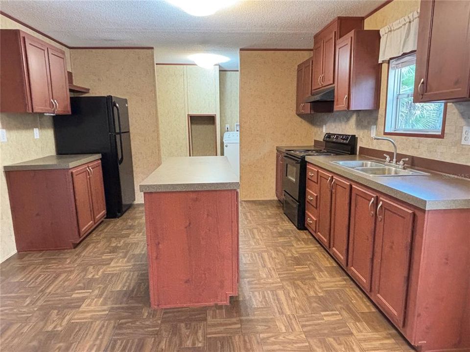 En Venta: $235,000 (3 camas, 2 baños, 1568 Pies cuadrados)