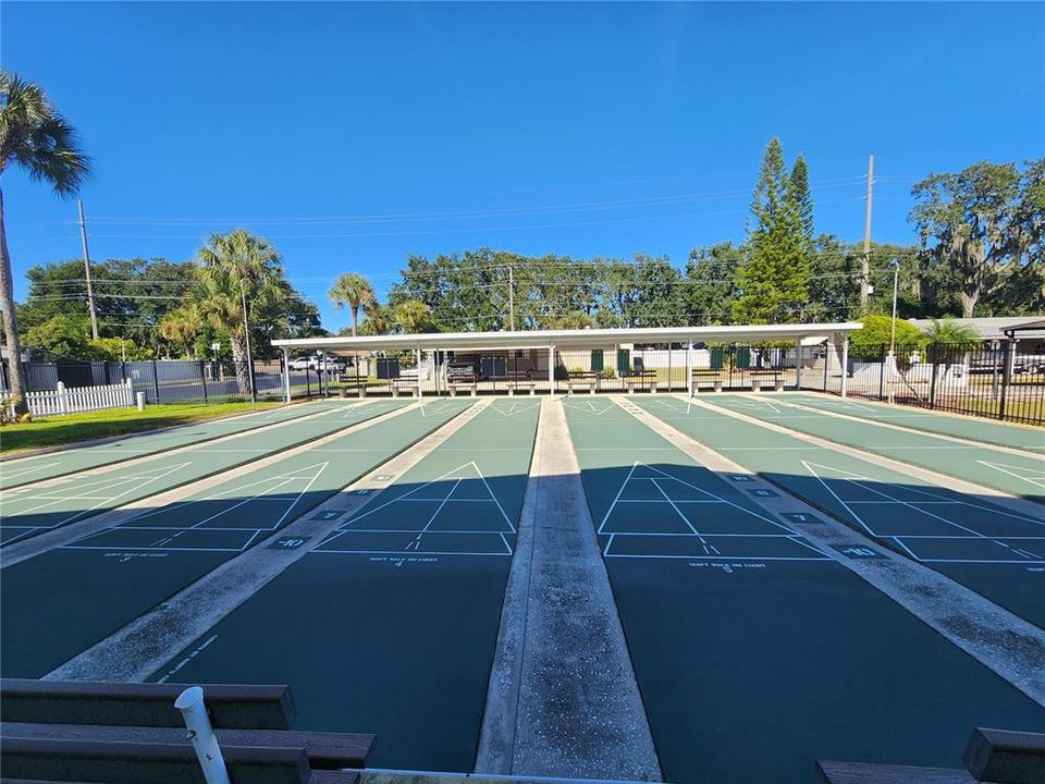 For Sale: $125,000 (2 beds, 2 baths, 1596 Square Feet)