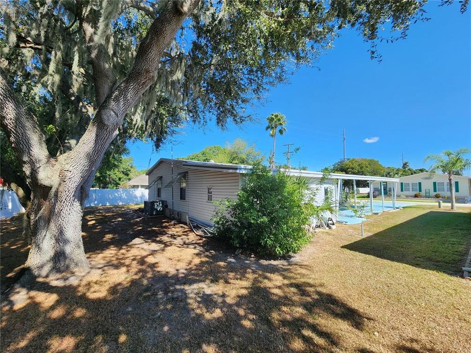 For Sale: $125,000 (2 beds, 2 baths, 1596 Square Feet)