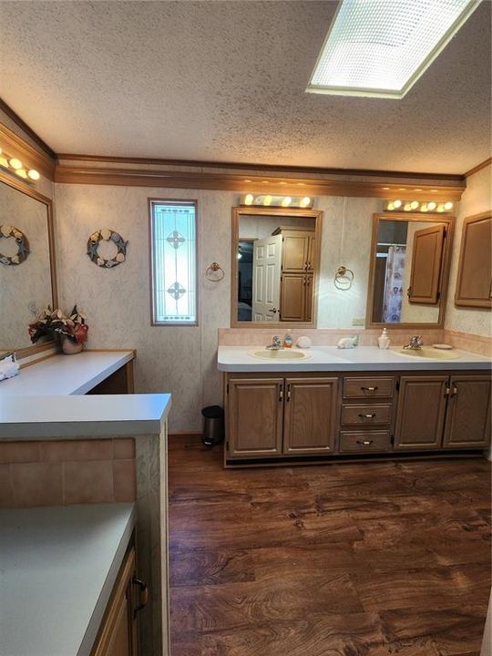 For Sale: $125,000 (2 beds, 2 baths, 1596 Square Feet)