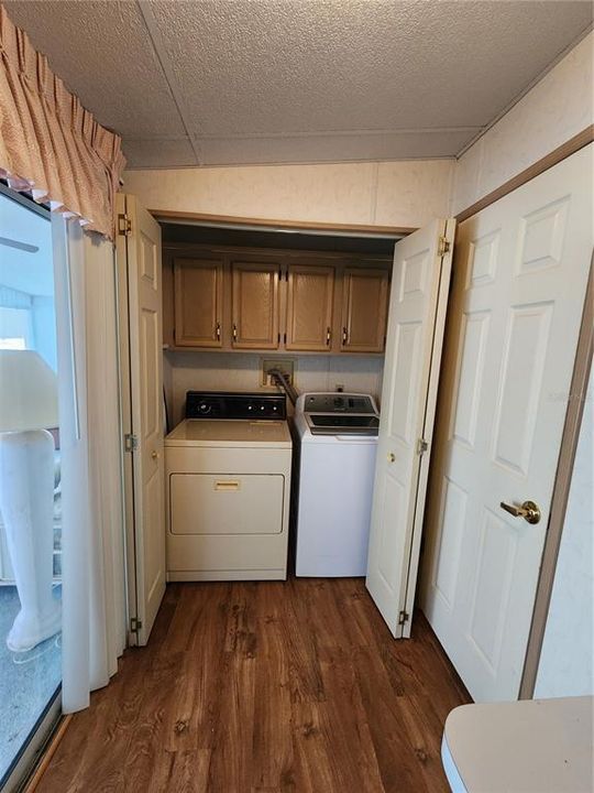 For Sale: $125,000 (2 beds, 2 baths, 1596 Square Feet)