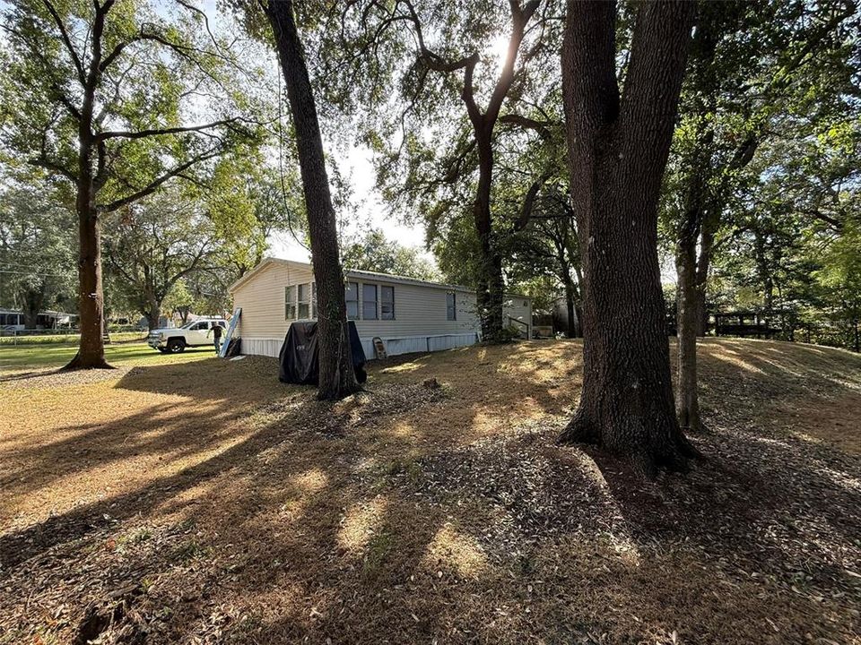 En Venta: $215,000 (4 camas, 2 baños, 1512 Pies cuadrados)