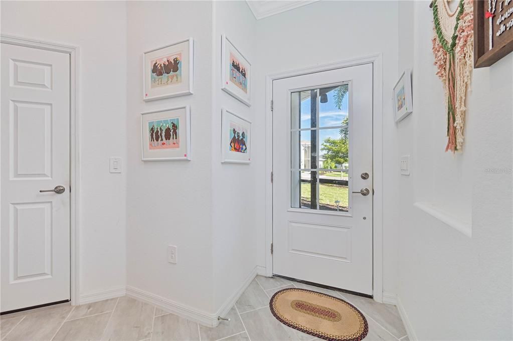 For Sale: $270,000 (3 beds, 2 baths, 1400 Square Feet)