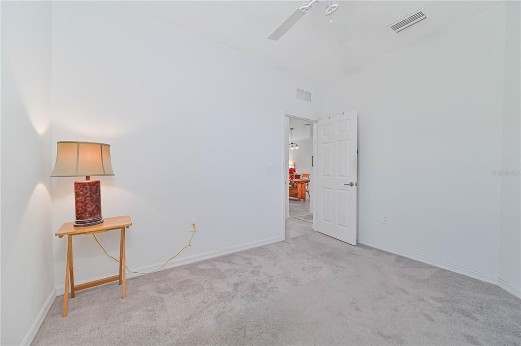 For Sale: $270,000 (3 beds, 2 baths, 1400 Square Feet)