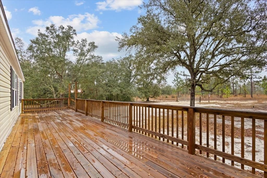 For Sale: $219,900 (3 beds, 2 baths, 1560 Square Feet)