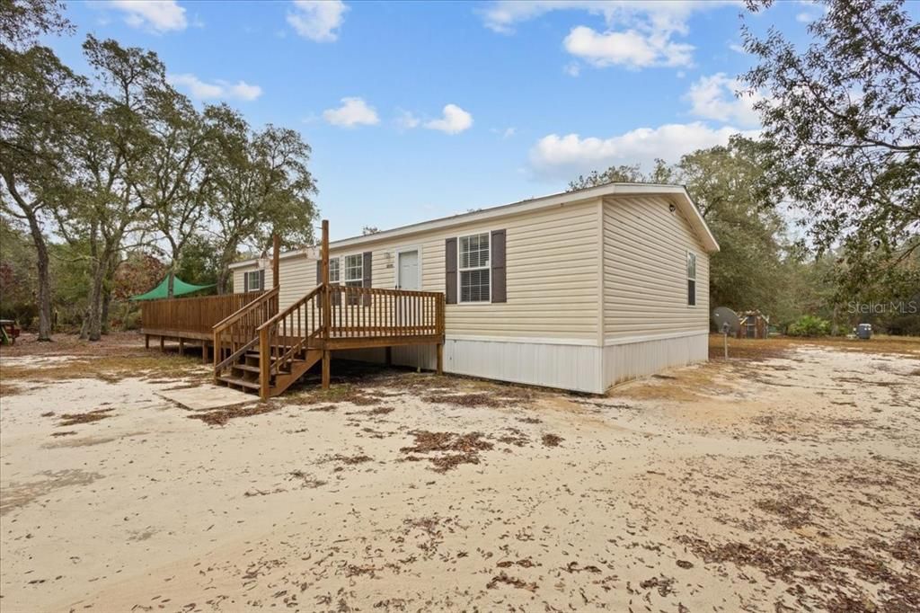 For Sale: $219,900 (3 beds, 2 baths, 1560 Square Feet)