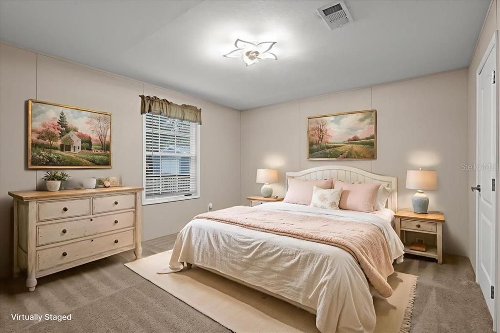 For Sale: $219,900 (3 beds, 2 baths, 1560 Square Feet)