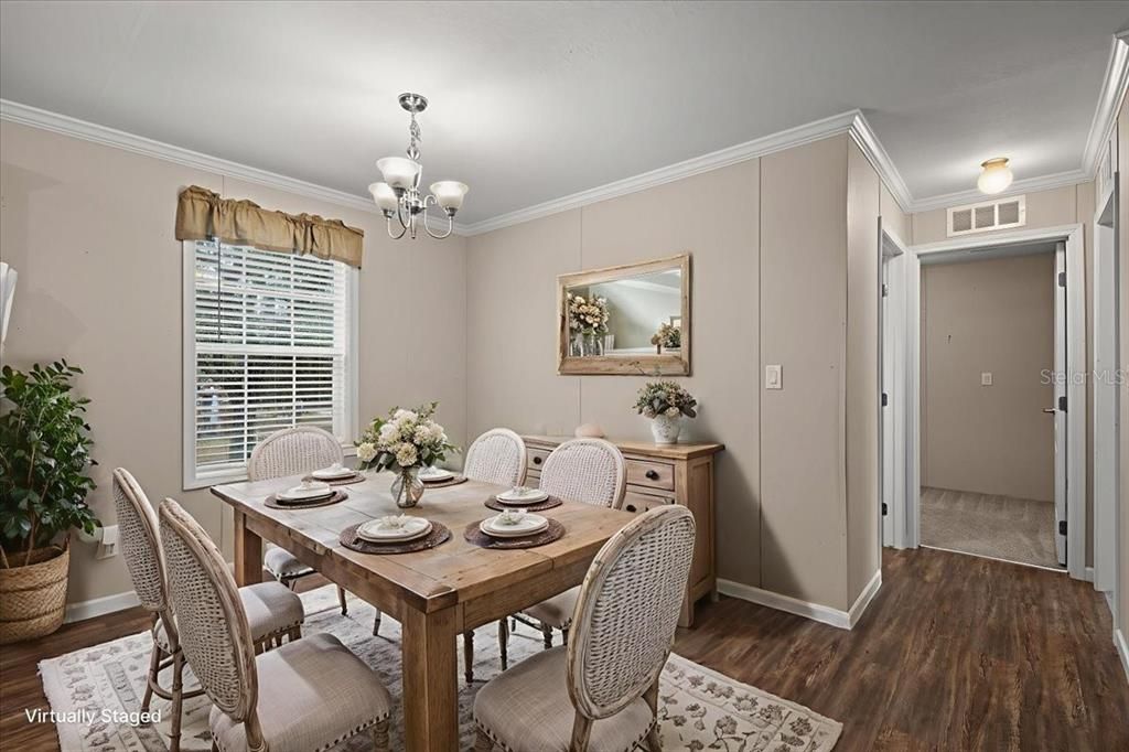 For Sale: $219,900 (3 beds, 2 baths, 1560 Square Feet)