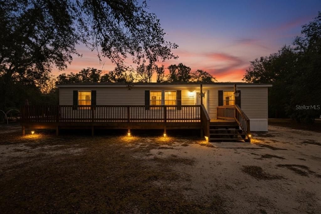 For Sale: $219,900 (3 beds, 2 baths, 1560 Square Feet)