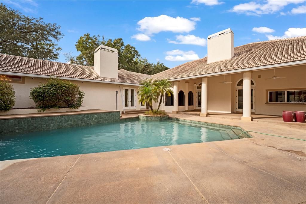 En Venta: $3,500,000 (8 camas, 7 baños, 9068 Pies cuadrados)