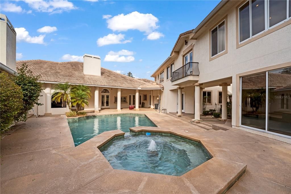 En Venta: $3,500,000 (8 camas, 7 baños, 9068 Pies cuadrados)