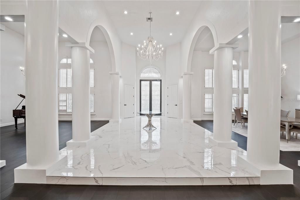 En Venta: $3,500,000 (8 camas, 7 baños, 9068 Pies cuadrados)