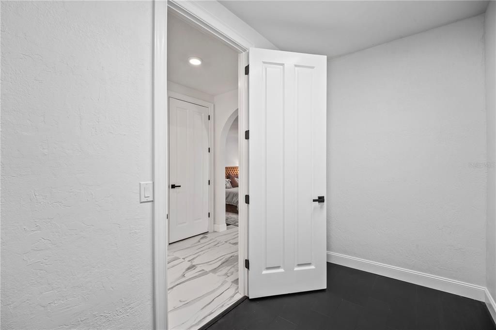 En Venta: $3,500,000 (8 camas, 7 baños, 9068 Pies cuadrados)