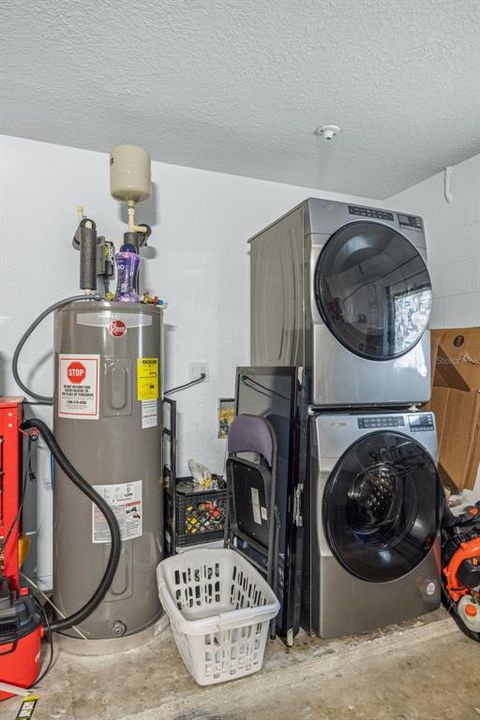 待售: $475,000 (3 贝兹, 2 浴室, 1588 平方英尺)