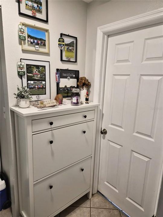 For Rent: $2,600 (2 beds, 2 baths, 1315 Square Feet)