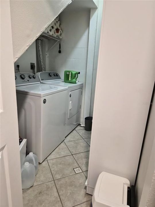 For Rent: $2,600 (2 beds, 2 baths, 1315 Square Feet)