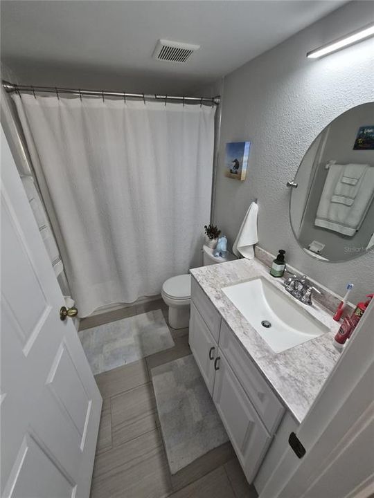 For Rent: $2,600 (2 beds, 2 baths, 1315 Square Feet)