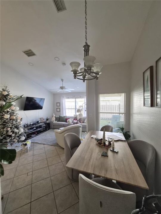 For Rent: $2,600 (2 beds, 2 baths, 1315 Square Feet)