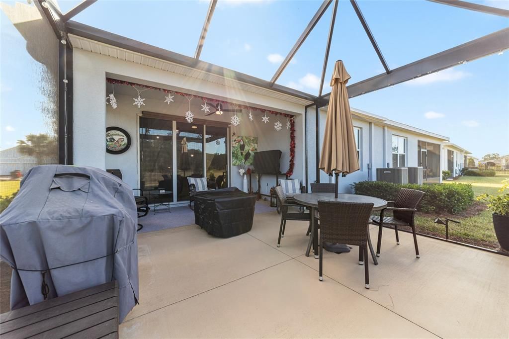 На продажу: $299,500 (2 спален, 2 ванн, 1552 Квадратных фут)