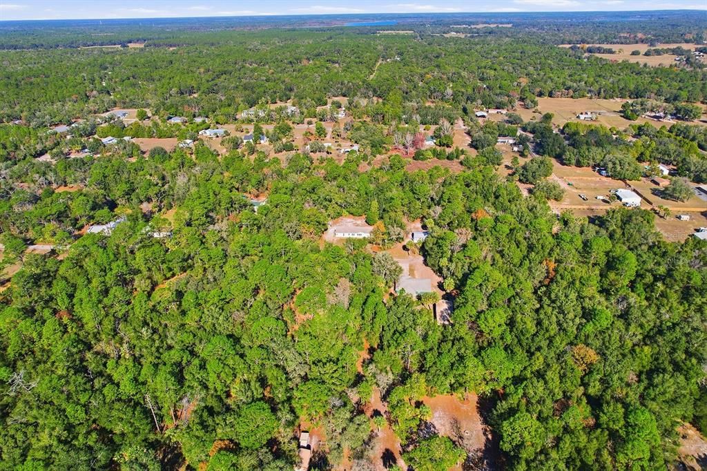 待售: $222,000 (4 贝兹, 2 浴室, 2280 平方英尺)