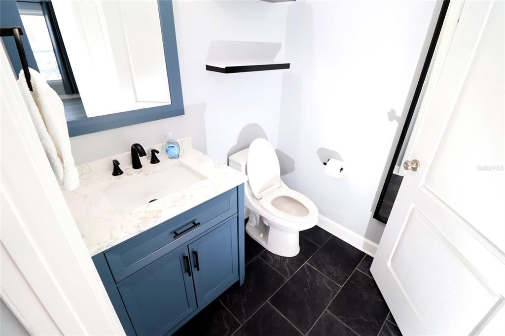 For Rent: $1,725 (2 beds, 1 baths, 830 Square Feet)