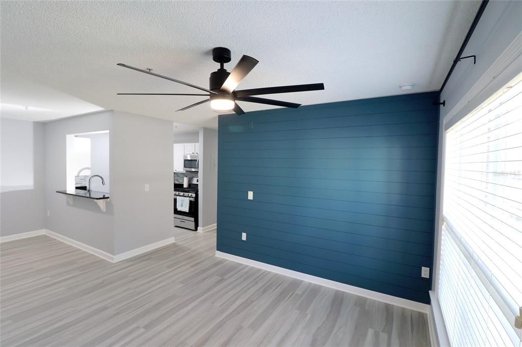 For Rent: $1,725 (2 beds, 1 baths, 830 Square Feet)