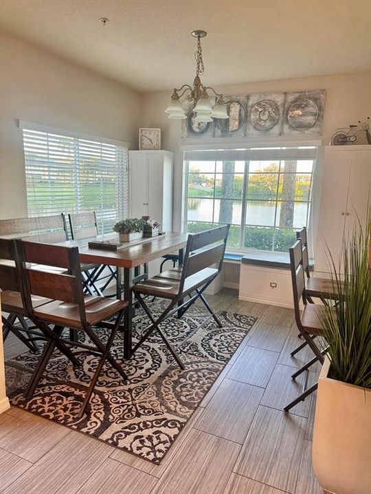 En Venta: $235,000 (3 camas, 2 baños, 1200 Pies cuadrados)