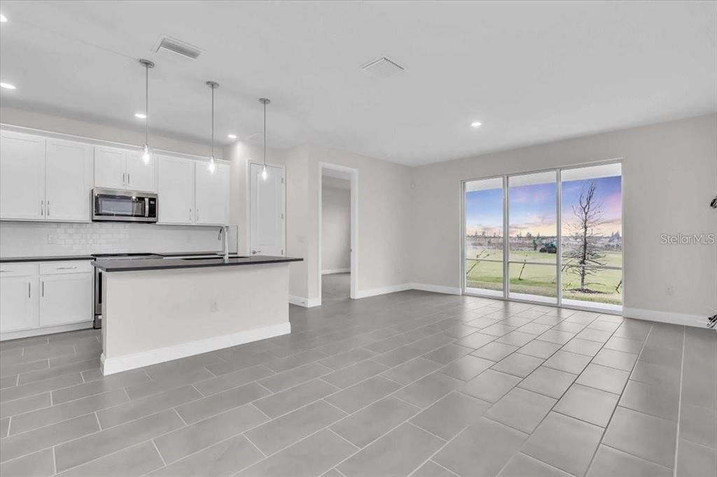 В аренду: $2,250 (3 спален, 2 ванн, 1400 Квадратных фут)