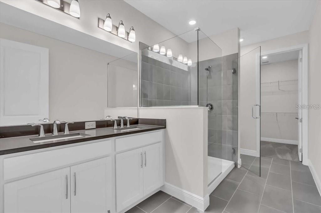 В аренду: $2,250 (3 спален, 2 ванн, 1400 Квадратных фут)