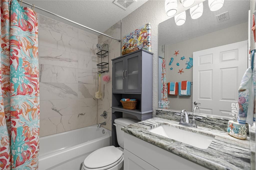 For Sale: $375,000 (4 beds, 2 baths, 1927 Square Feet)