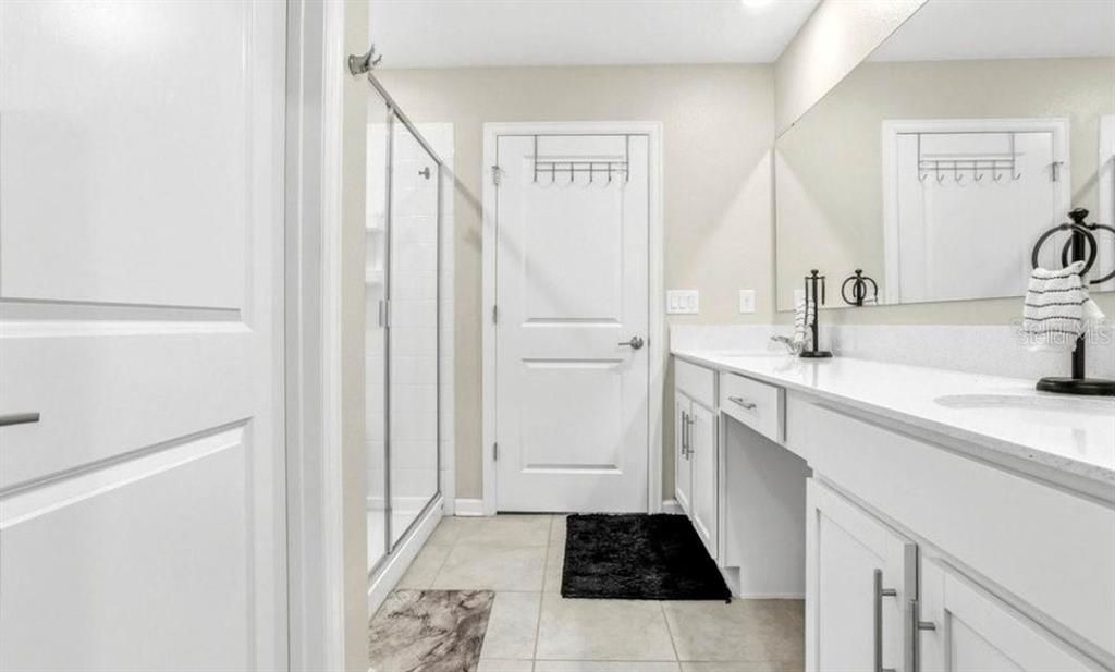 En Venta: $489,900 (5 camas, 2 baños, 2388 Pies cuadrados)