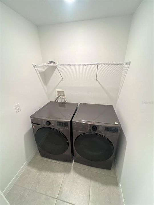 For Rent: $2,200 (3 beds, 2 baths, 1622 Square Feet)