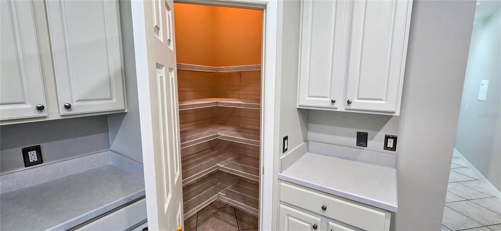 For Rent: $1,975 (2 beds, 2 baths, 1467 Square Feet)