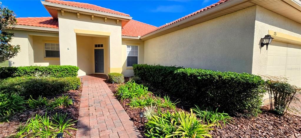 For Rent: $1,975 (2 beds, 2 baths, 1467 Square Feet)