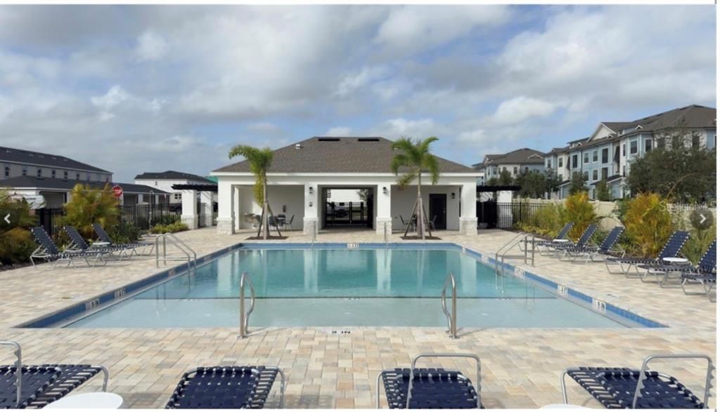 For Rent: $2,900 (3 beds, 2 baths, 1835 Square Feet)