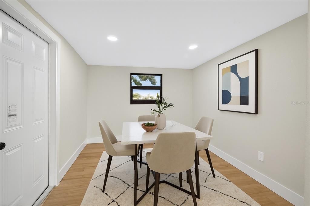 En Venta: $435,000 (3 camas, 2 baños, 1158 Pies cuadrados)