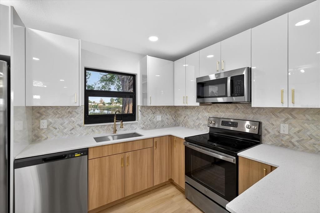 En Venta: $435,000 (3 camas, 2 baños, 1158 Pies cuadrados)