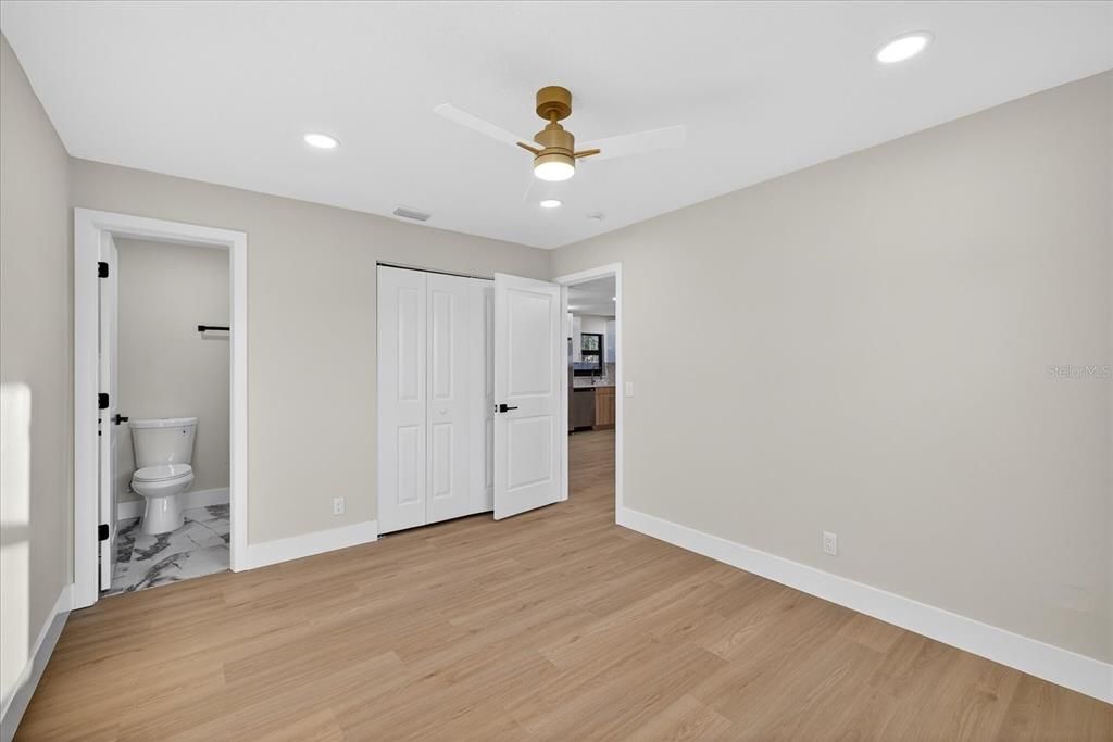 En Venta: $435,000 (3 camas, 2 baños, 1158 Pies cuadrados)