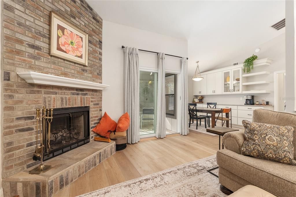 待售: $342,000 (3 贝兹, 2 浴室, 1492 平方英尺)