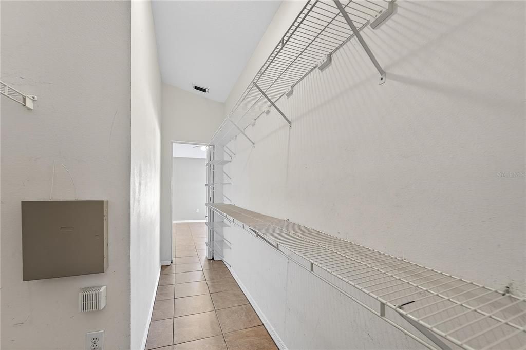 В аренду: $2,150 (3 спален, 2 ванн, 1428 Квадратных фут)