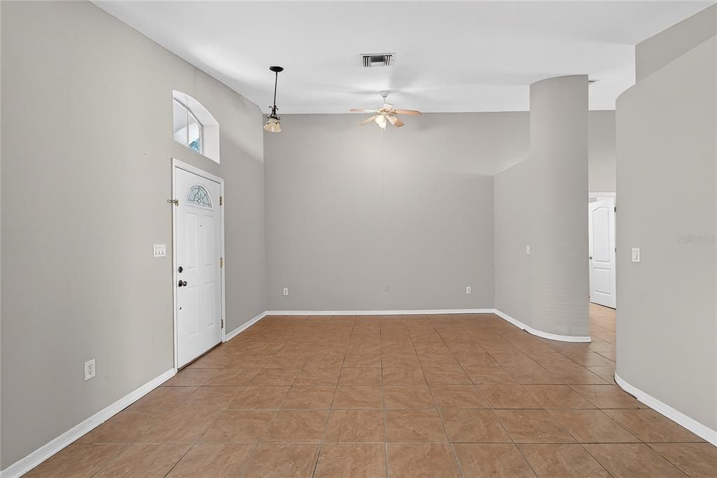 В аренду: $2,150 (3 спален, 2 ванн, 1428 Квадратных фут)