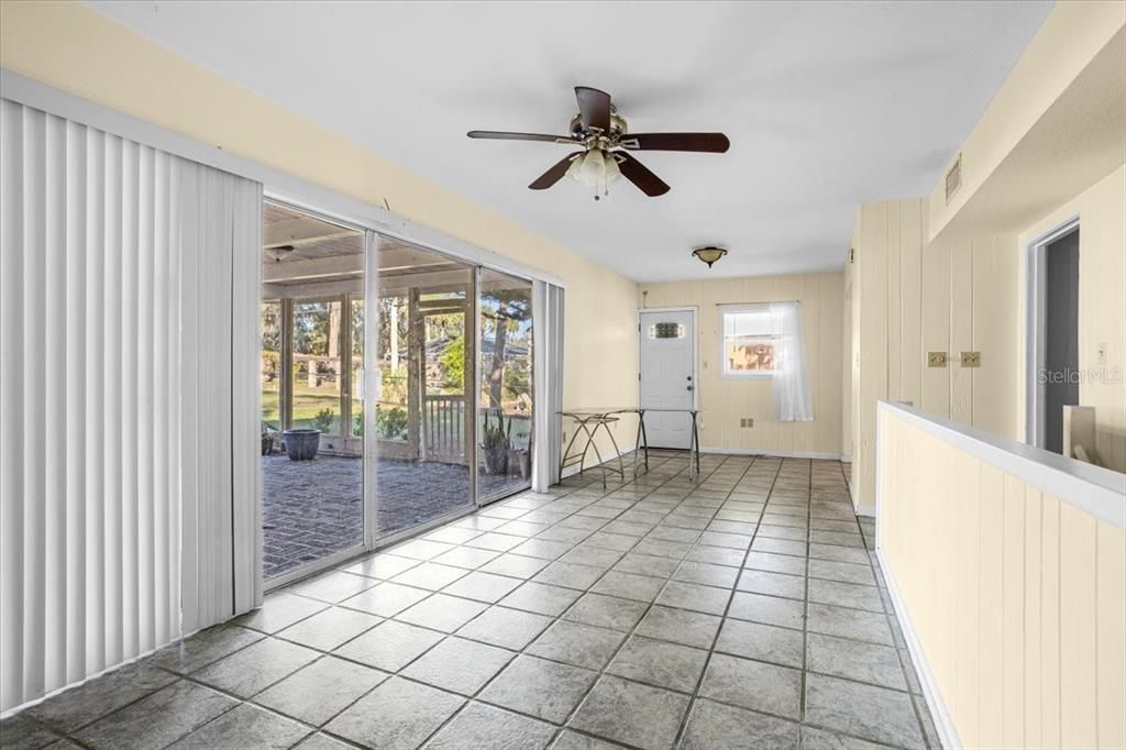 На продажу: $275,000 (3 спален, 2 ванн, 1842 Квадратных фут)