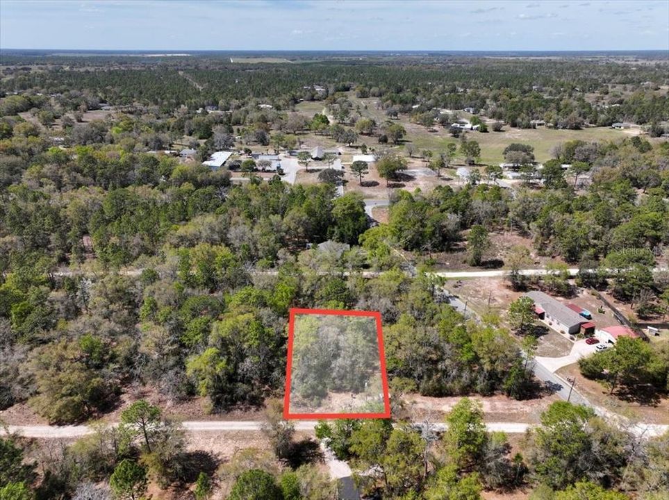 На продажу: $9,900 (0.23 acres)