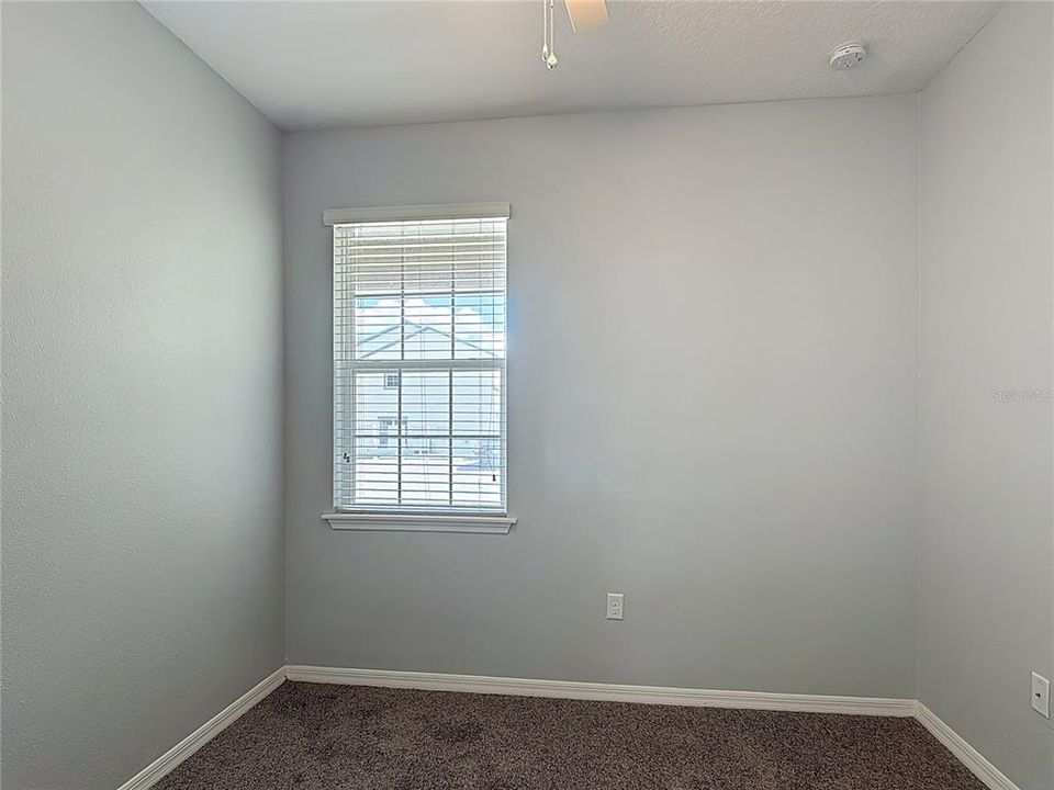 For Rent: $1,900 (3 beds, 2 baths, 1190 Square Feet)