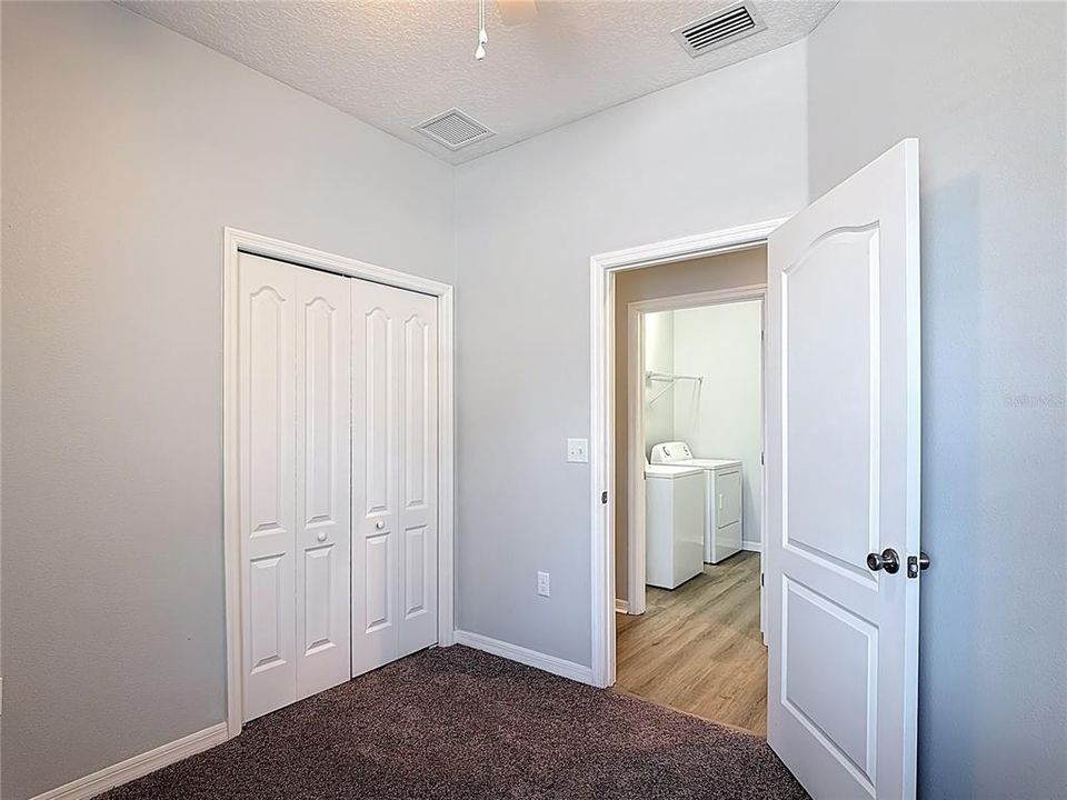 For Rent: $1,900 (3 beds, 2 baths, 1190 Square Feet)